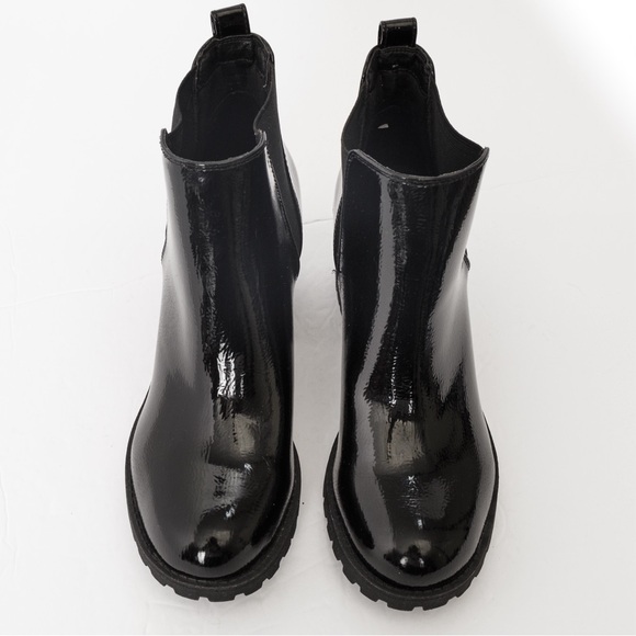 Patent leather look lug sole Chelsea boot black Dirty Laundry Lita 8.5 fall boot - Picture 14 of 16